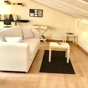 Residenza Virgiliana Con Terrazza-centro Storico Apartment