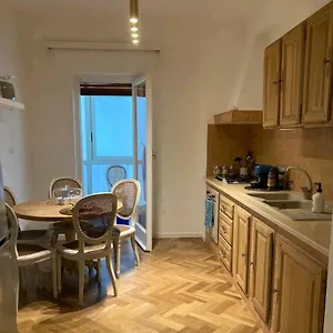 https://case-vacanze-monroe-1.sicilyhotelsitaly.net