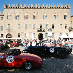 Palazzo Castiglioni Luxury And Gasthuis